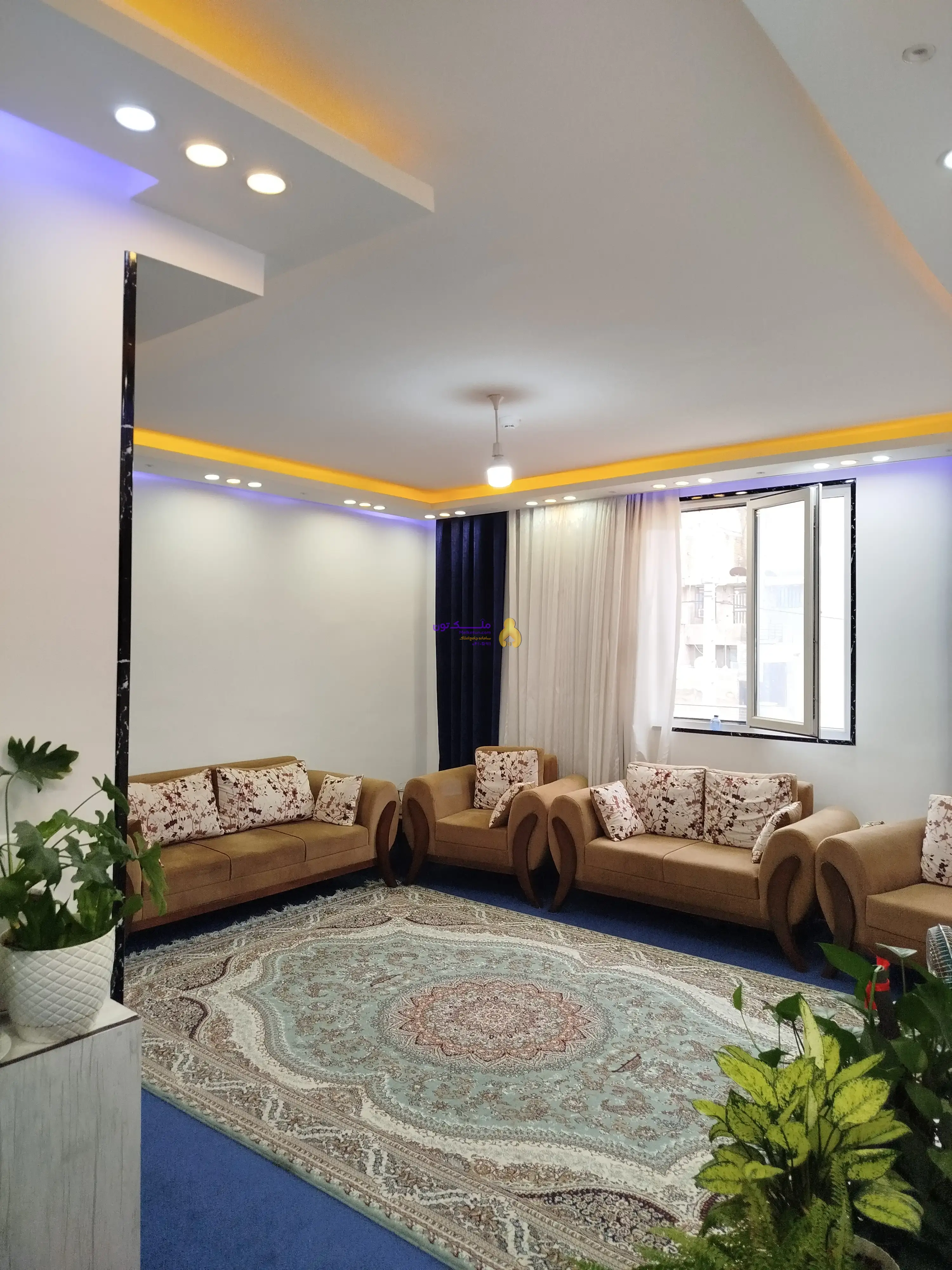 فروش یک واحد آپارتمان دو خوابه واقع در شهرک نشاط