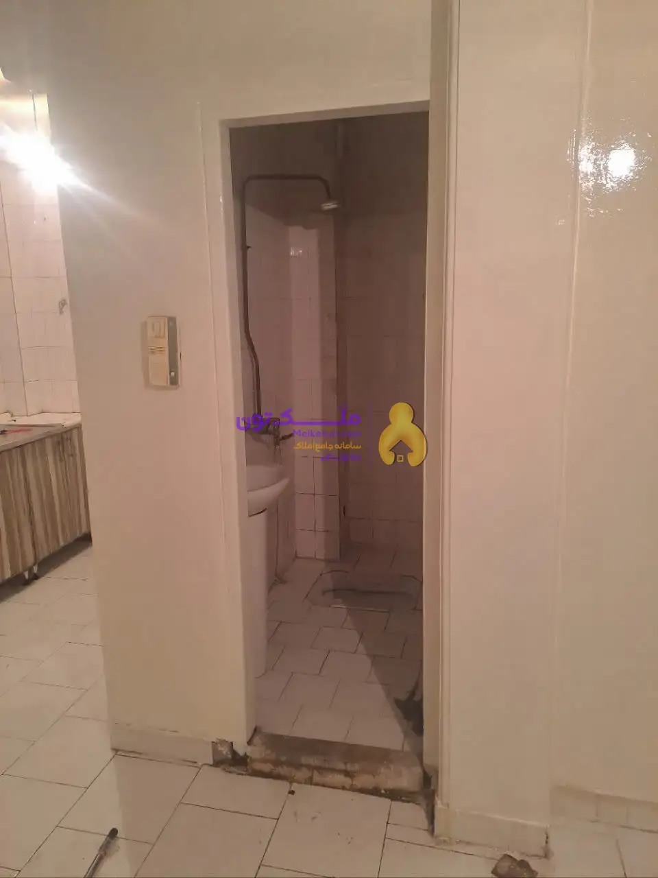 آپارتمان 33 متری تازه بازسازی شده تک واحدی طبقه 2رو همکف