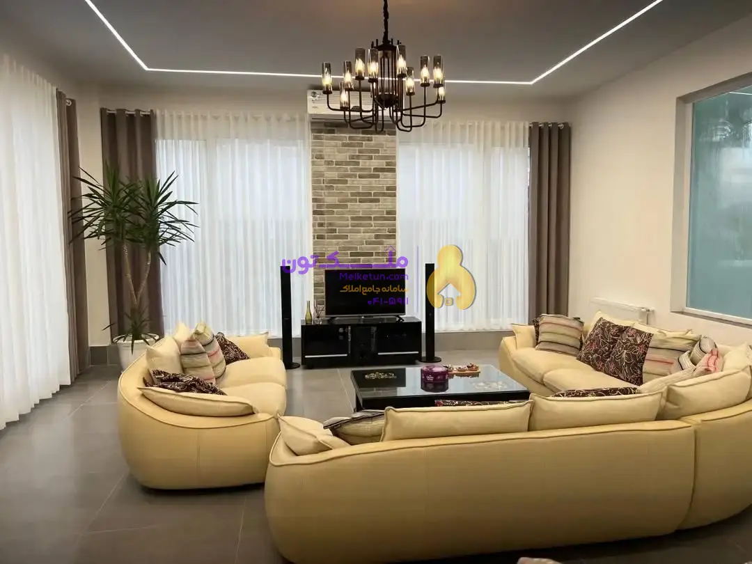 ویلا استخردار