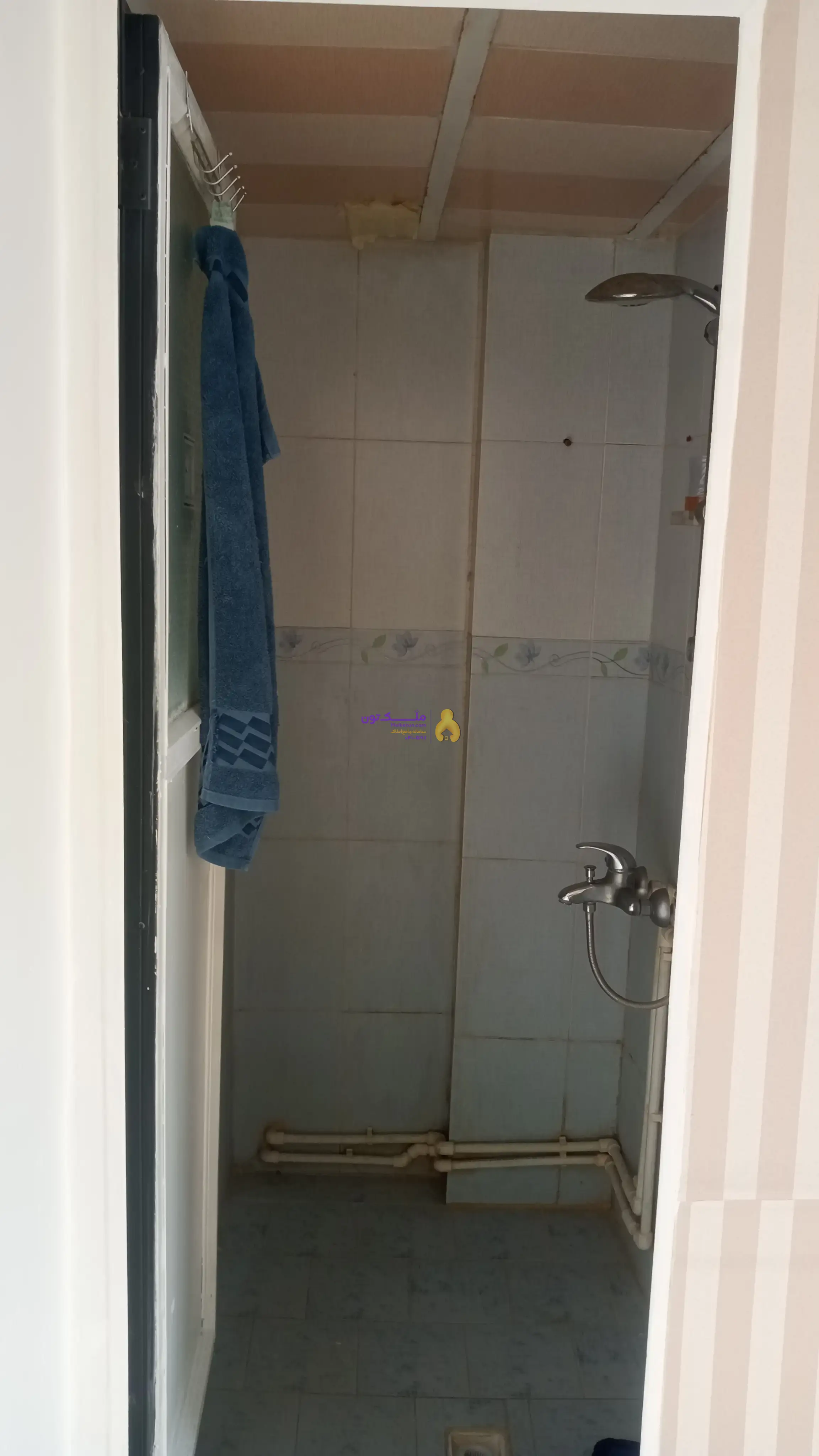آپارتمان 38متری طبقه سوم واقع در کمیل بازسازی شده