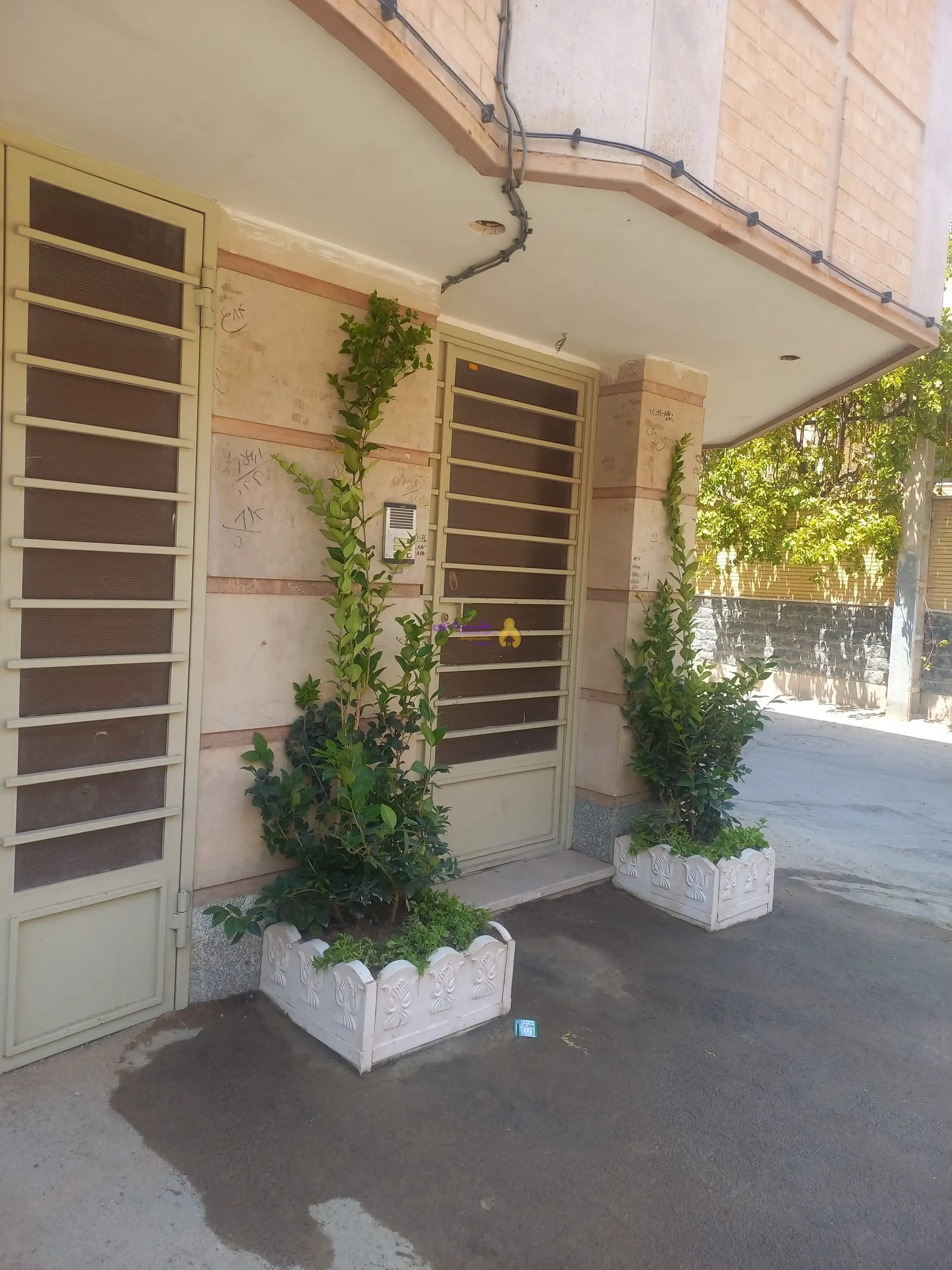 خانه آپارتمان 3طبقه فروش یکجا