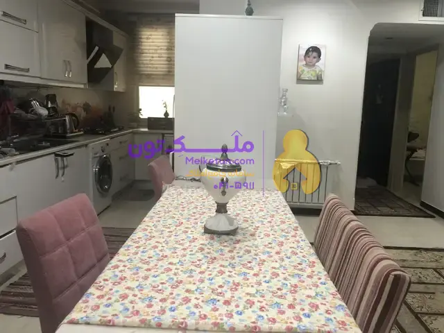 ۸۳ متری نزدیک مترو جشنواره