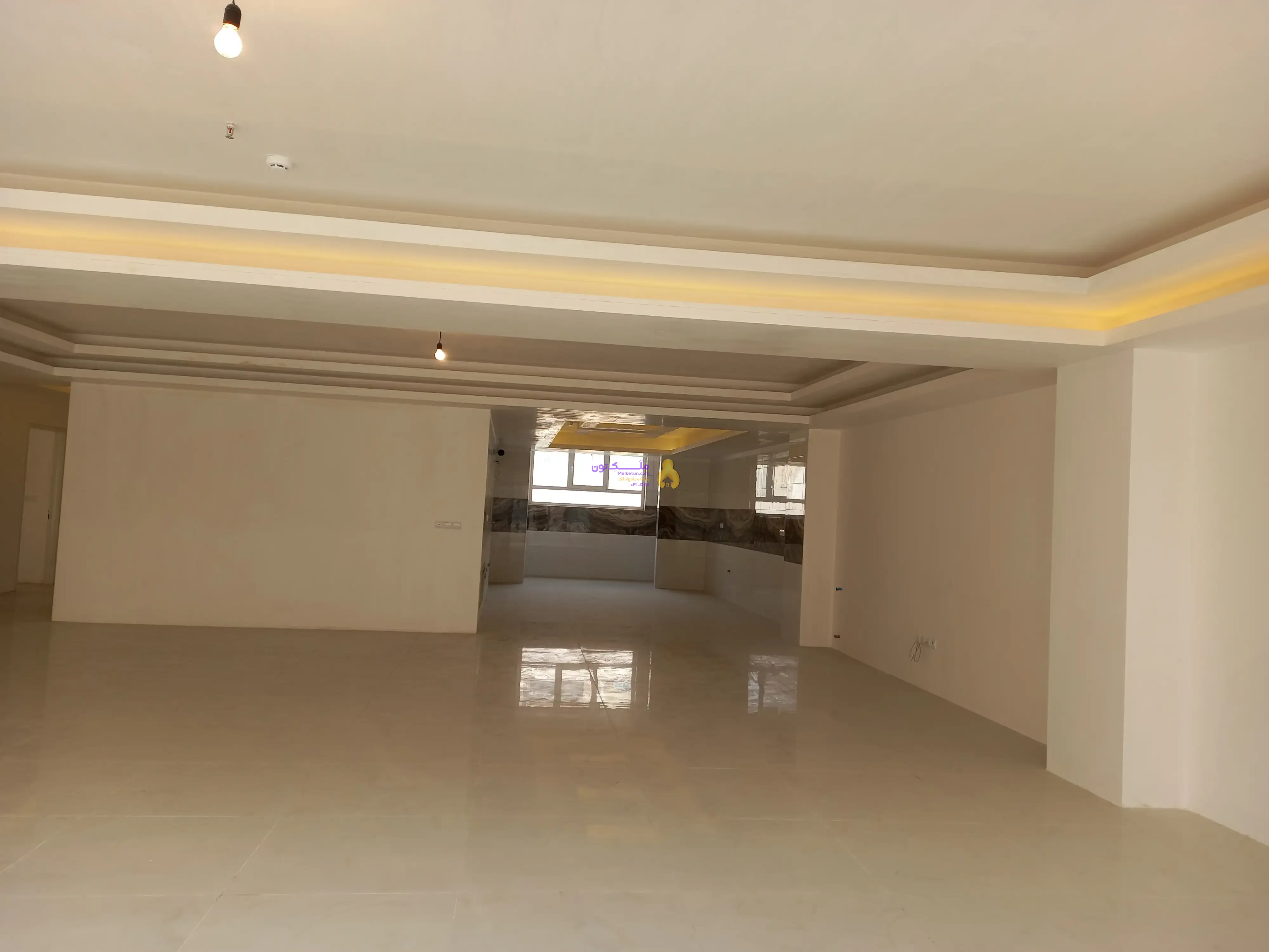 فروش آپارتمان۲۶۲مترلوکس چهارخوابه صفرکلیدنخورده ولیعصرجنوبی