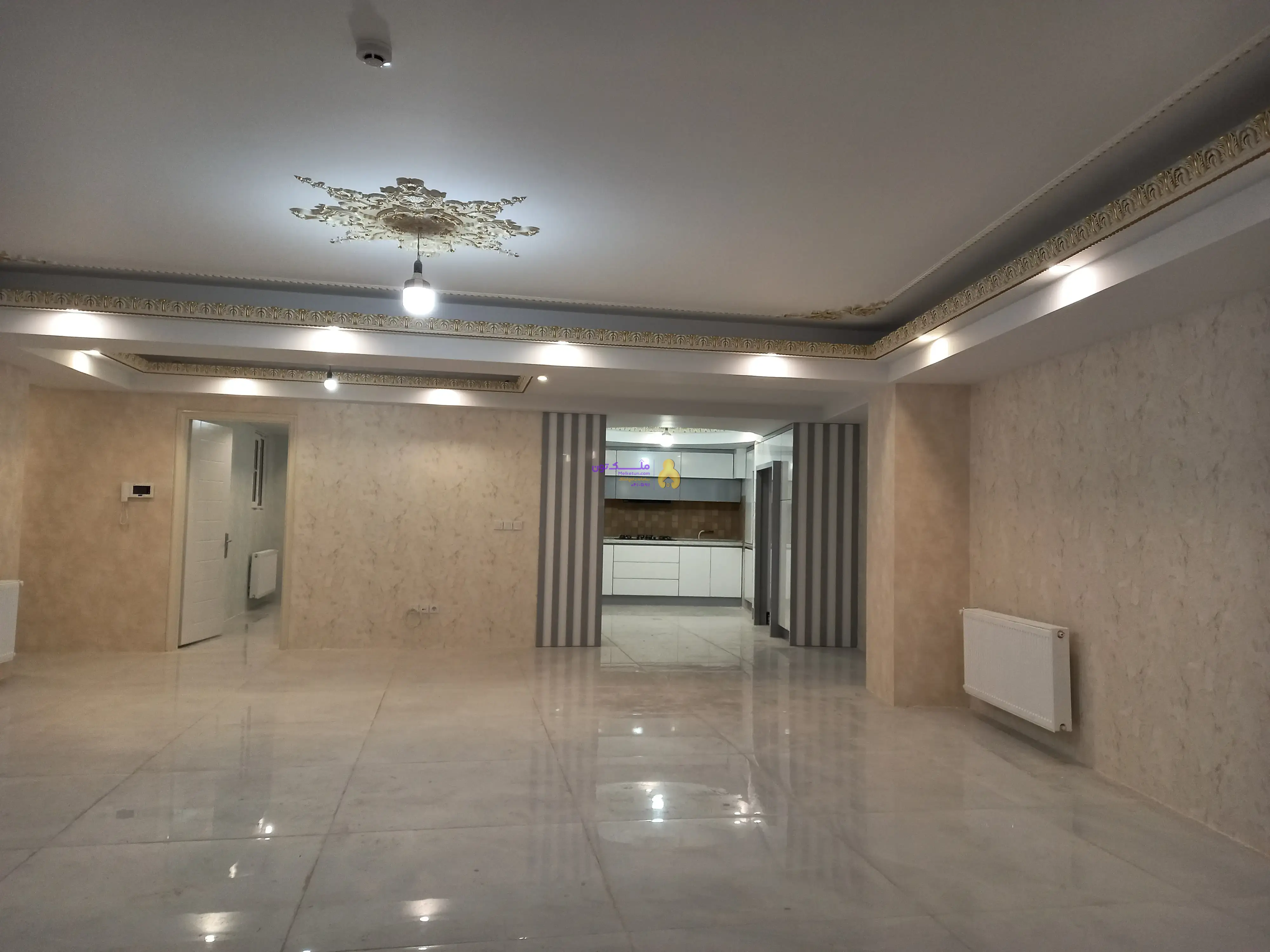 فروش آپارتمان ۱۶۵مترسه خوابه کوی سهند(برخیابان)