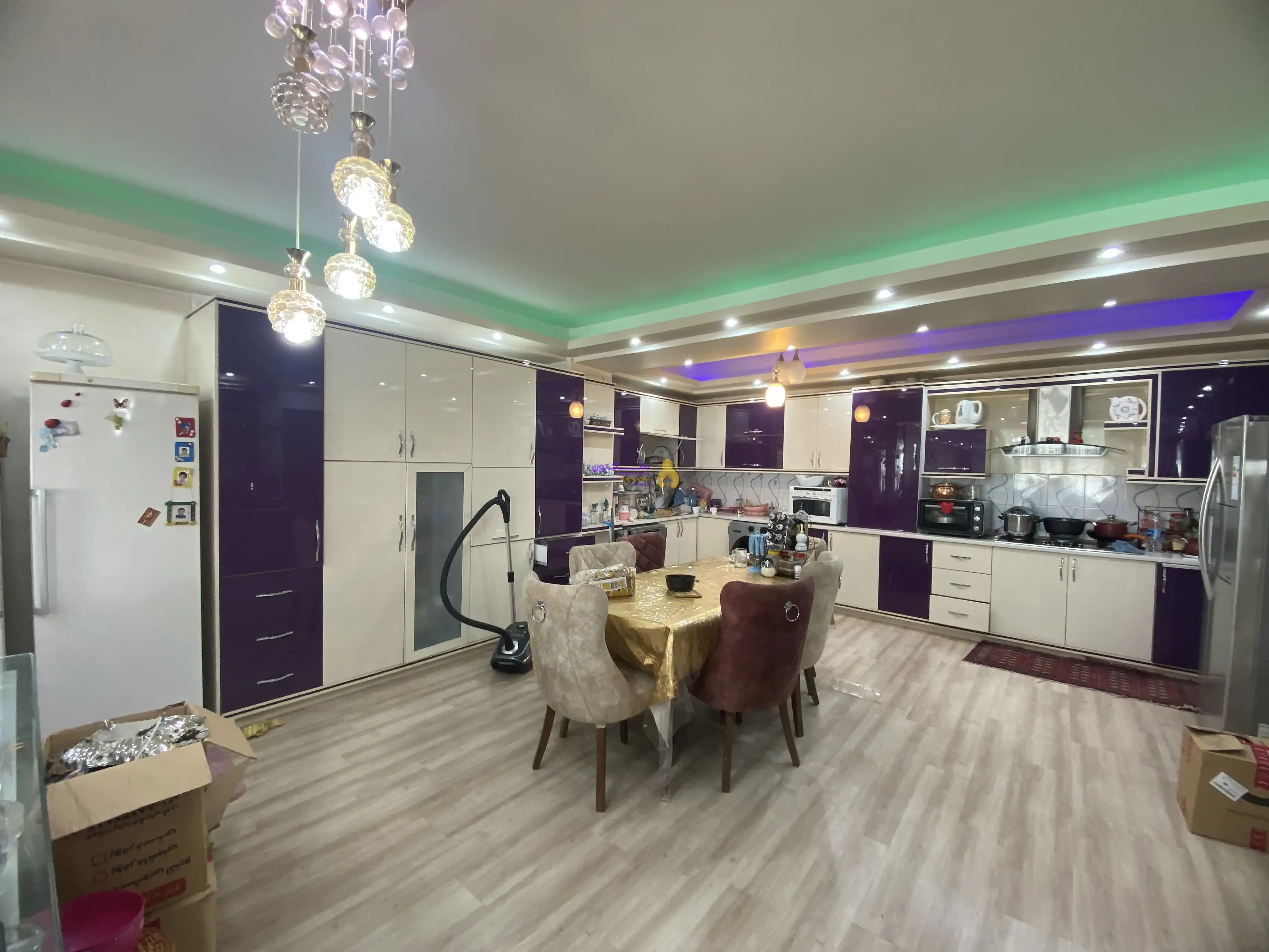 فروش آپارتمان،۲۸۷متر،ولیعصرجنوبی