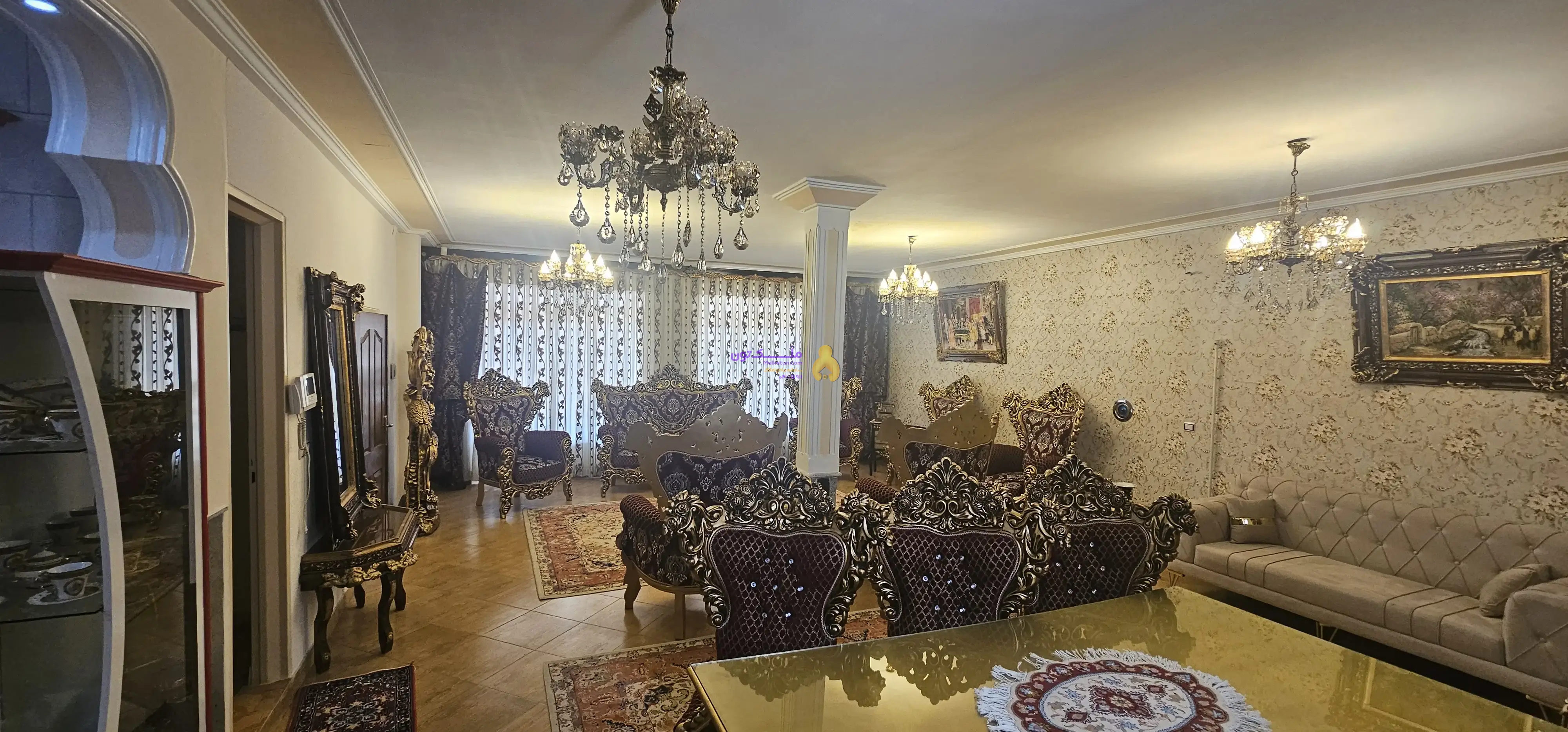 فروش حیاط ۲۱۵ متر میدان آذربايجان شهرک آذربایجان