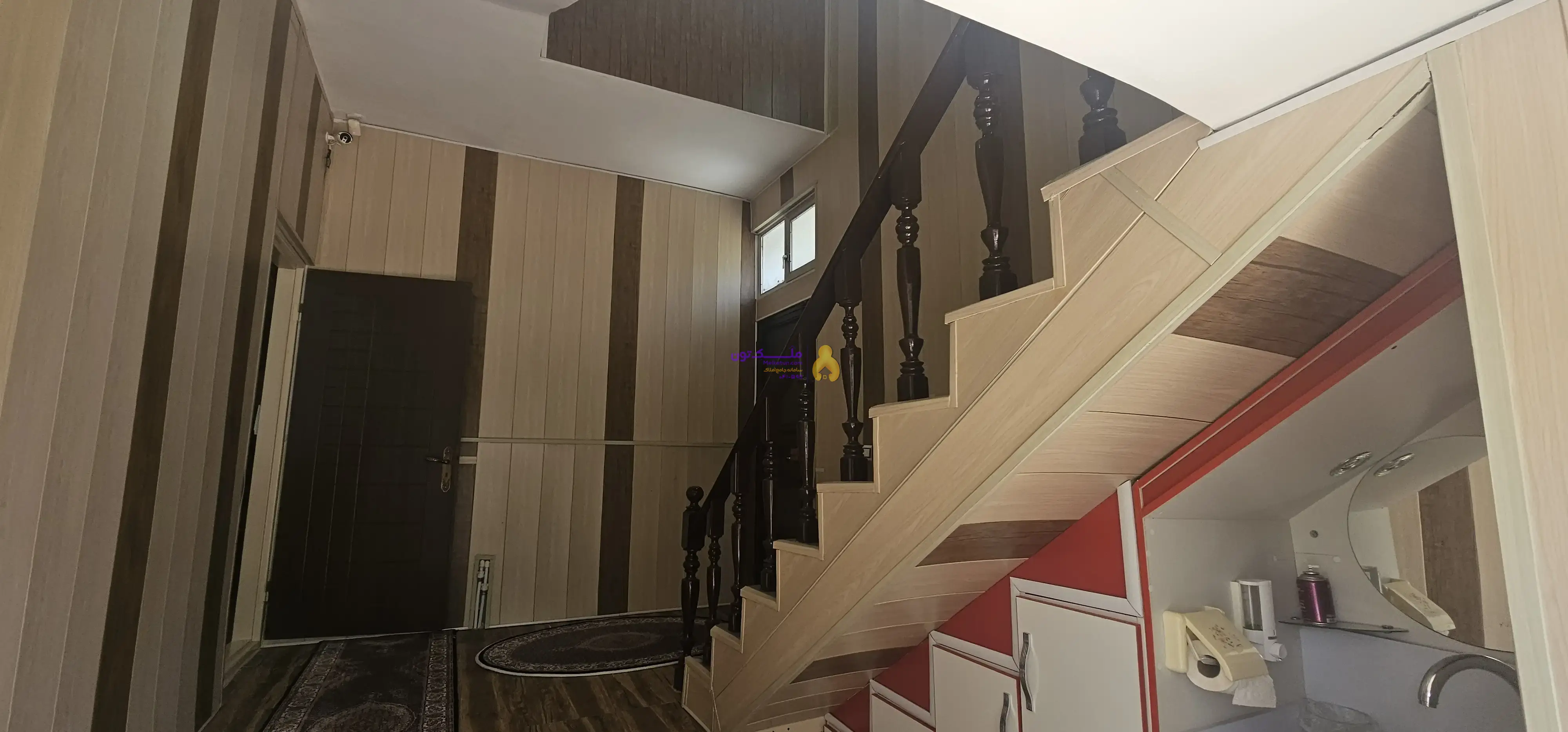 فروش حیاط ۲۱۵ متر میدان آذربايجان شهرک آذربایجان