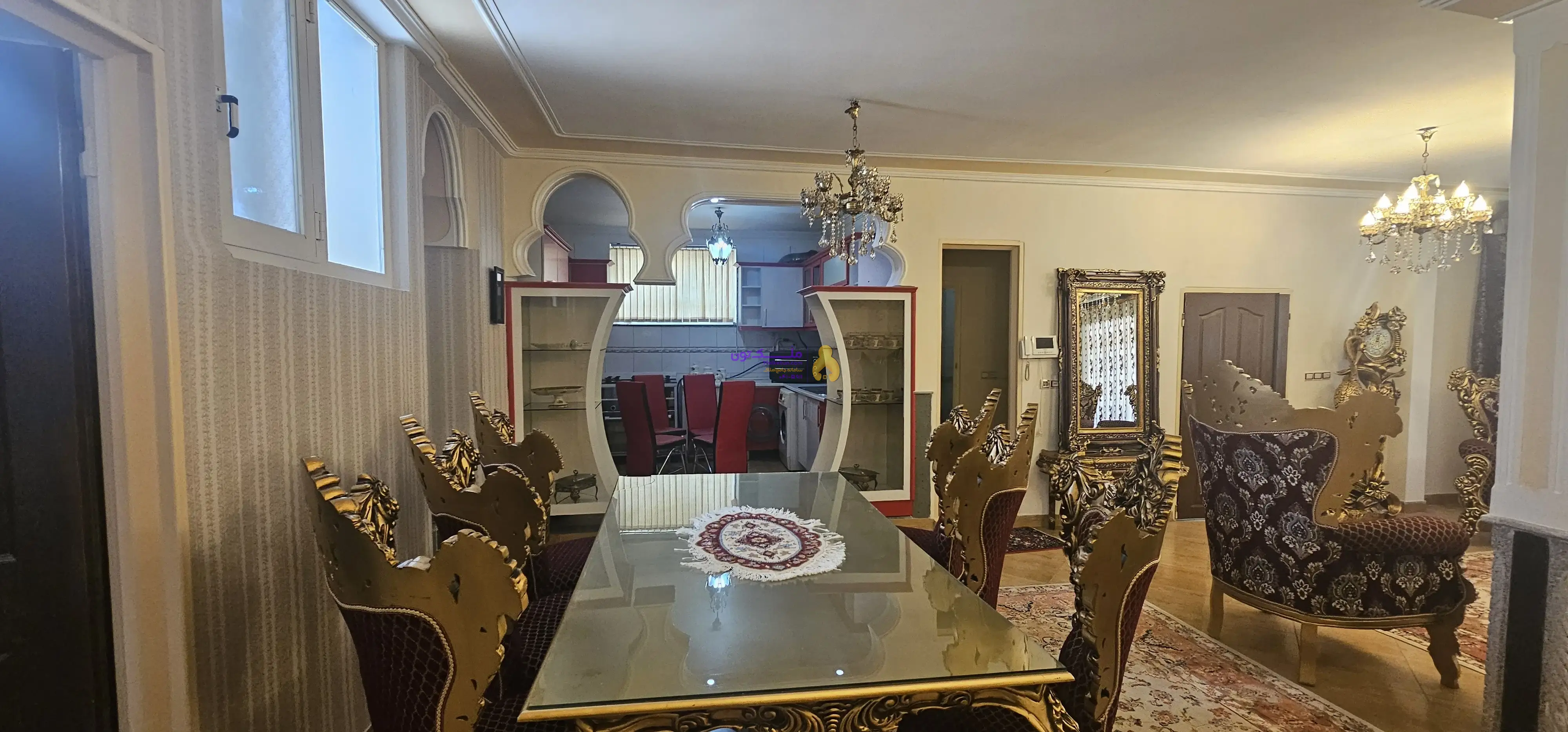 فروش حیاط ۲۱۵ متر میدان آذربايجان شهرک آذربایجان