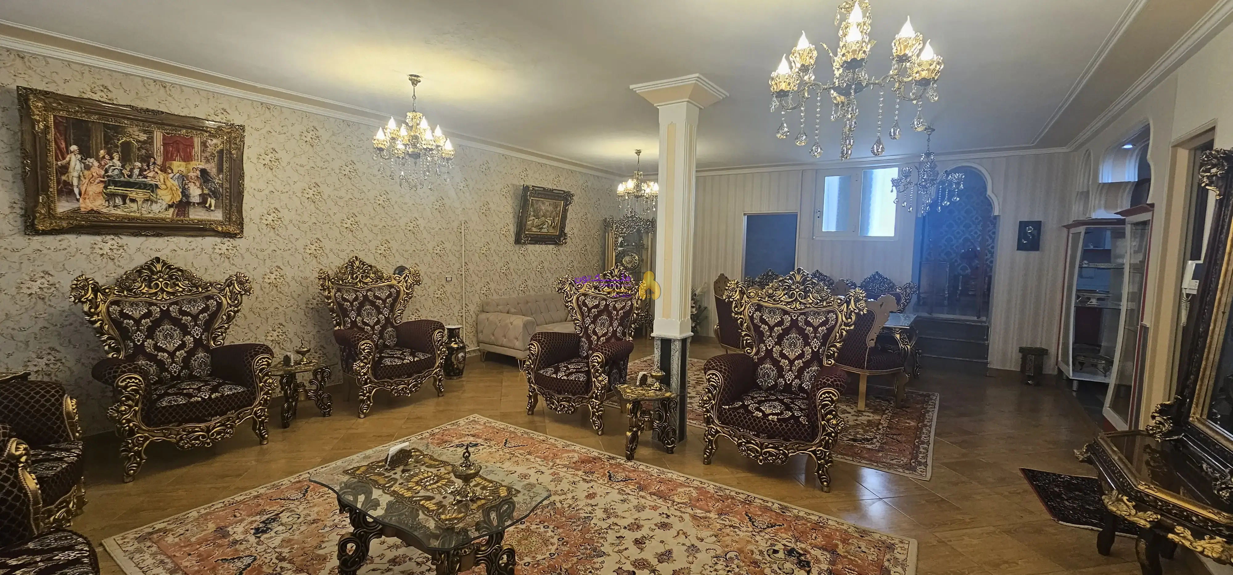 فروش حیاط ۲۱۵ متر میدان آذربايجان شهرک آذربایجان
