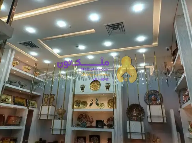 ملک تجاری بوده و 25 متر در محله باغ گلدسته