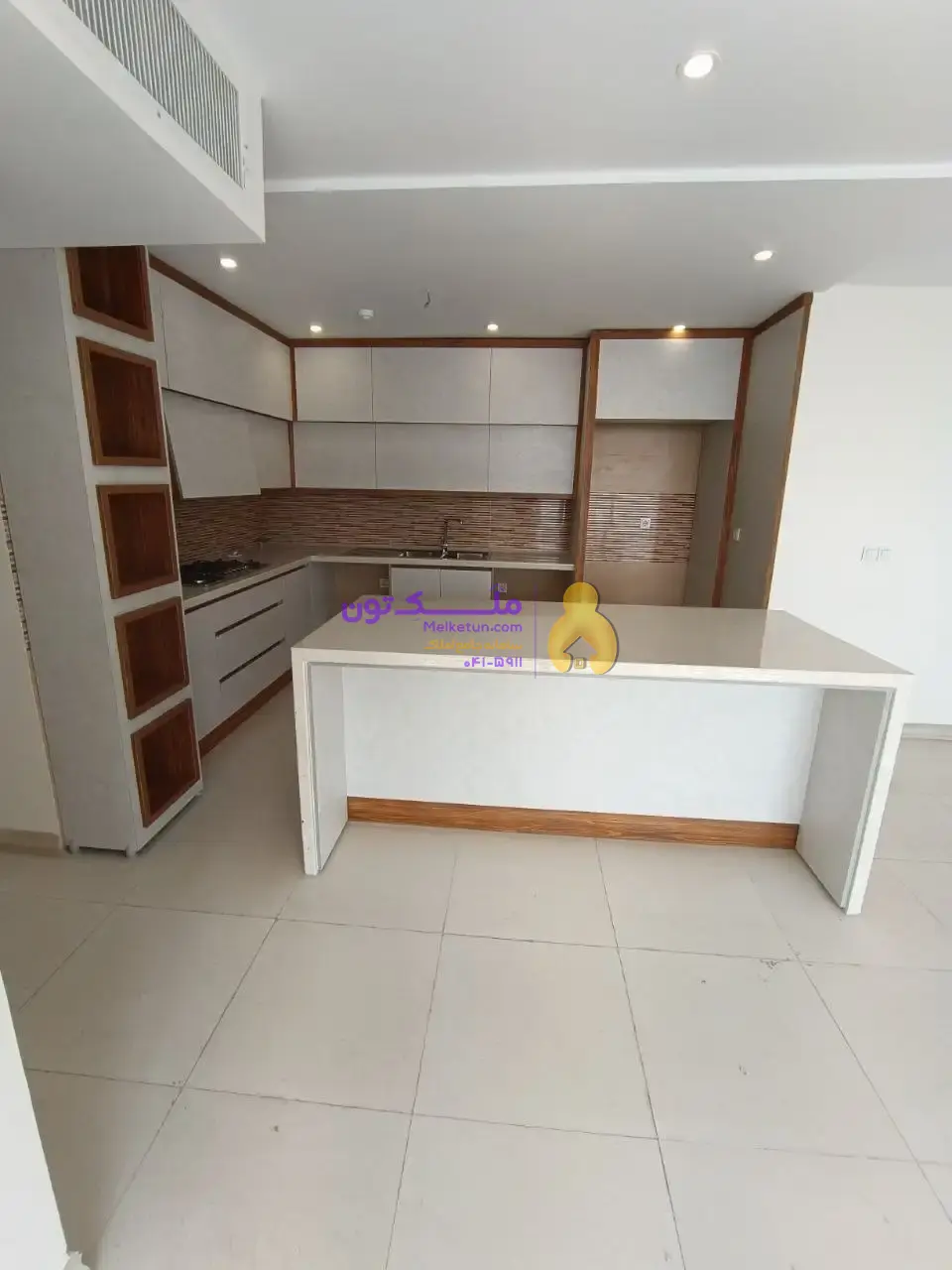 آپارتمان ۳خواب ۲پارکینگ