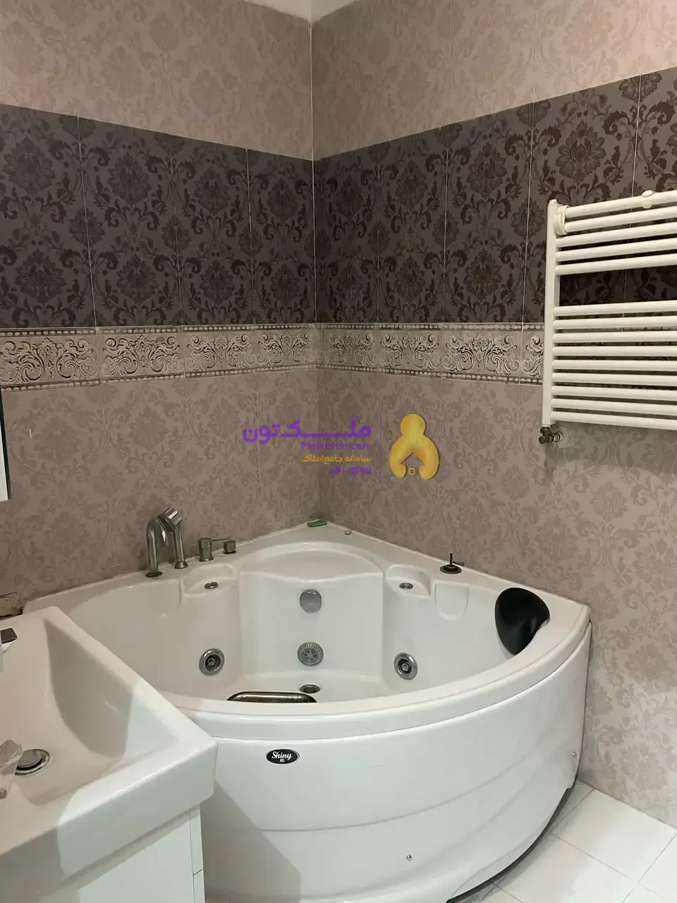 هشترودی ۱۶۰ متر ۲ خواب